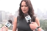 内涵图：好熟练的手法 突然意识到暴露了就赶紧放手了