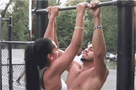 gif动态图：请大家文明管球!