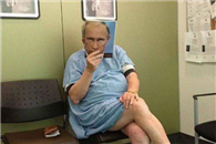 内涵图：这什么广告啊这么拼节操掉满地了。