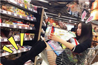 莫非这奔驰的导航还不如手机导航精确吗?