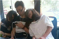 大鸡吧香烟：现在烟都涨价了屌丝怎么活！