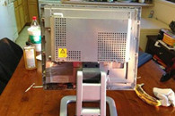 邪恶图片：看X片的时候不想让别人看到怎么办?