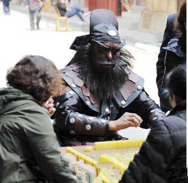 这是关哥 还是飞哥 这形象都被电视剧搞乱。.jpg