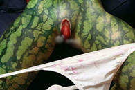 全球长相最骚的西瓜，没有之一!告诉我你会从哪个部位开始吃?