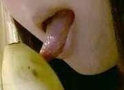 瞧这嘴型吃香蕉一把好手啊。