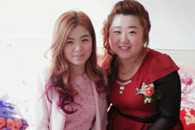 看看新娘再看看伴娘，想想新郎是什么心情?