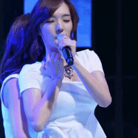 邪恶动态图：性感美女热舞自摸，无线诱惑！