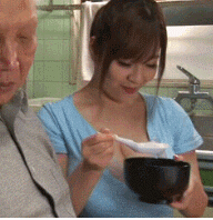 女生帮男生撸管图片：翘臀撸管图片