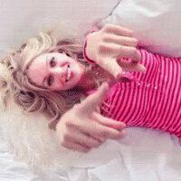 斯托米丹尼尔斯内射片：欧美帅哥吃直男图片GIF