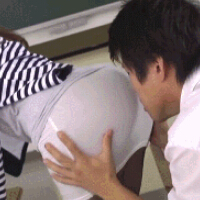 撸管专用妹子动态图：初中男生射入女生图