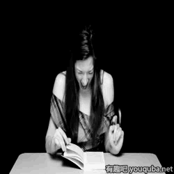 这椅子一定有古怪