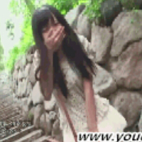 邪恶动态图：请不要站在人家身后