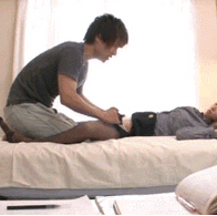 做爱高潮动态图：床上的男女互动gif图片