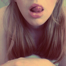 27报邪恶动态图不看你后悔：美女被虐吸奶