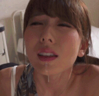 GIF邪恶动态图：嘿咻男女爱爱动态图片　