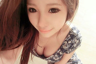 养眼图片：为什么屌丝女神总爱自拍胸肌啊!