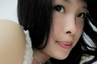 我是Rachel_George四分之一的外国血统 希望大家多多支持!