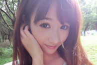 漂亮的美妹纸一枚 欣赏一下就好 眼睛大 蒜头鼻。