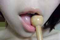 仔细观察 属于白富美类型 口技应该很不错。