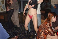 偷拍福利：偷拍X交易的无齿行径！