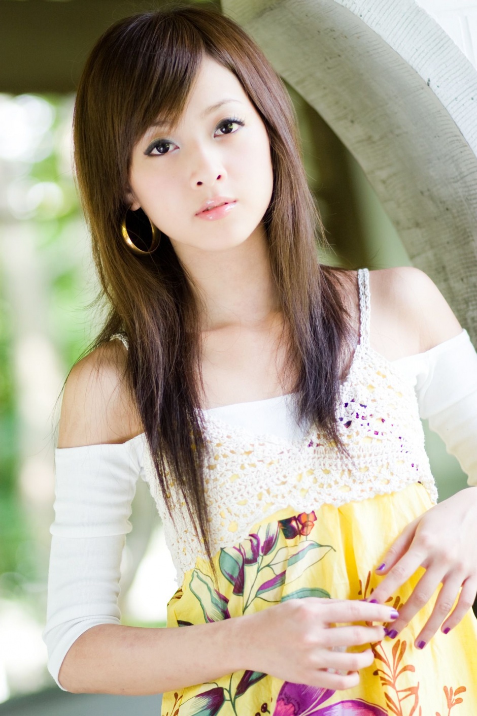 清纯美女果子MM公园唯美写真集