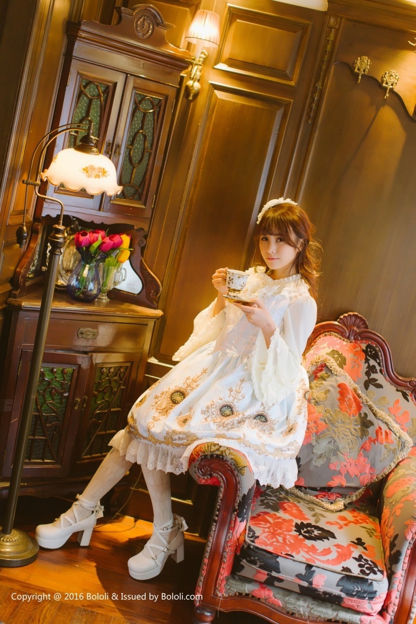 美女萝莉夏美酱公主裙高贵典雅迷人写真图片