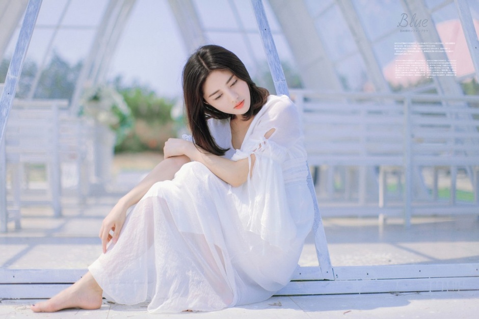 宅男女神清新脱俗迷人白色长裙仙气十足写真照