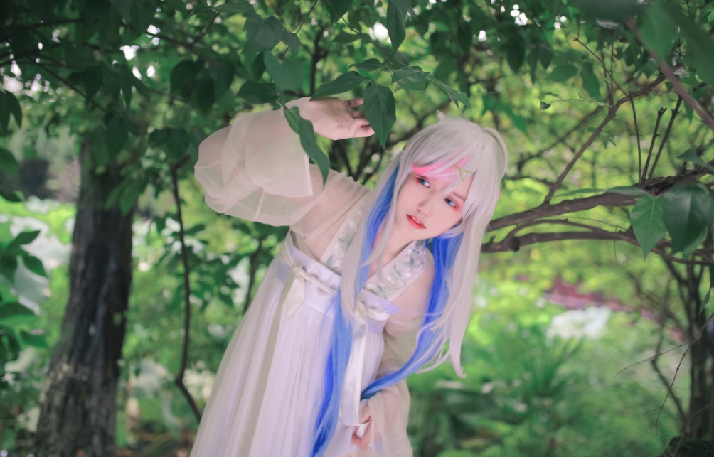 古风美女外景唯美艺术写真照片