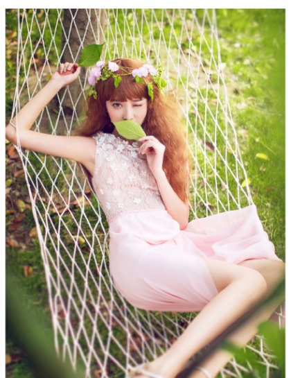 极品美腿模特外景唯美艺术写真图片