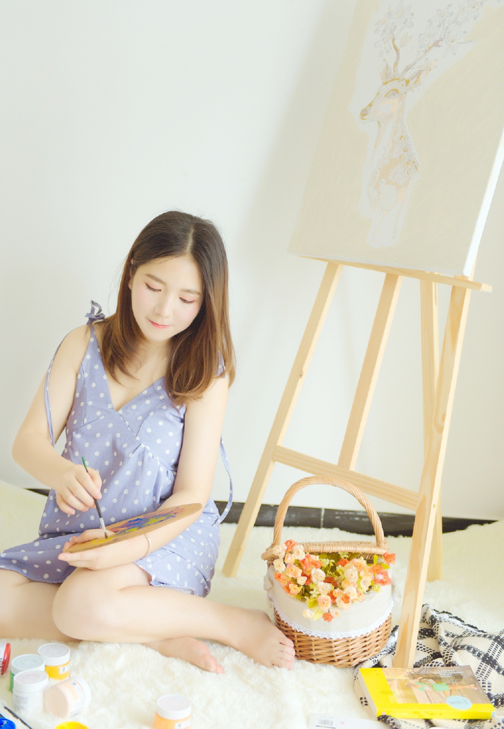 粉嫩学生妹画室性感玉足写真照片