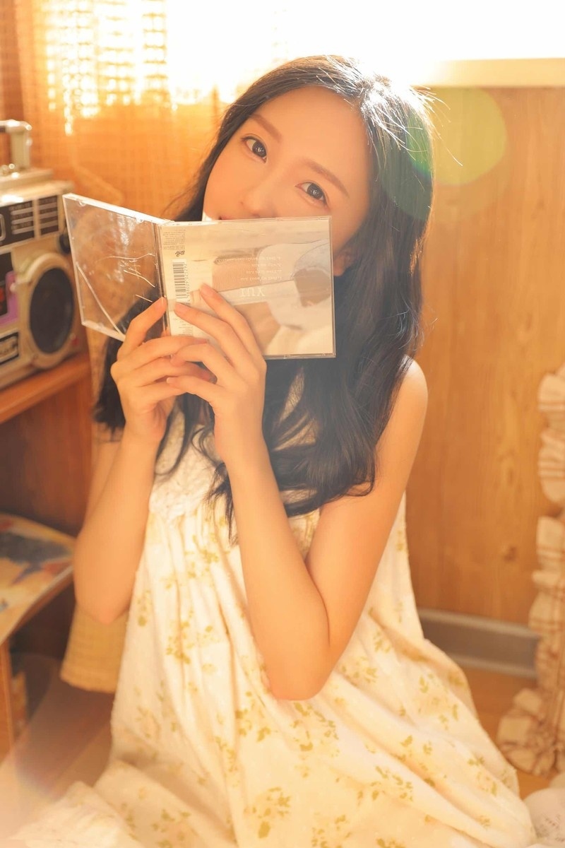 姿色天然美少女白皙肌肤晶莹如玉养眼图片