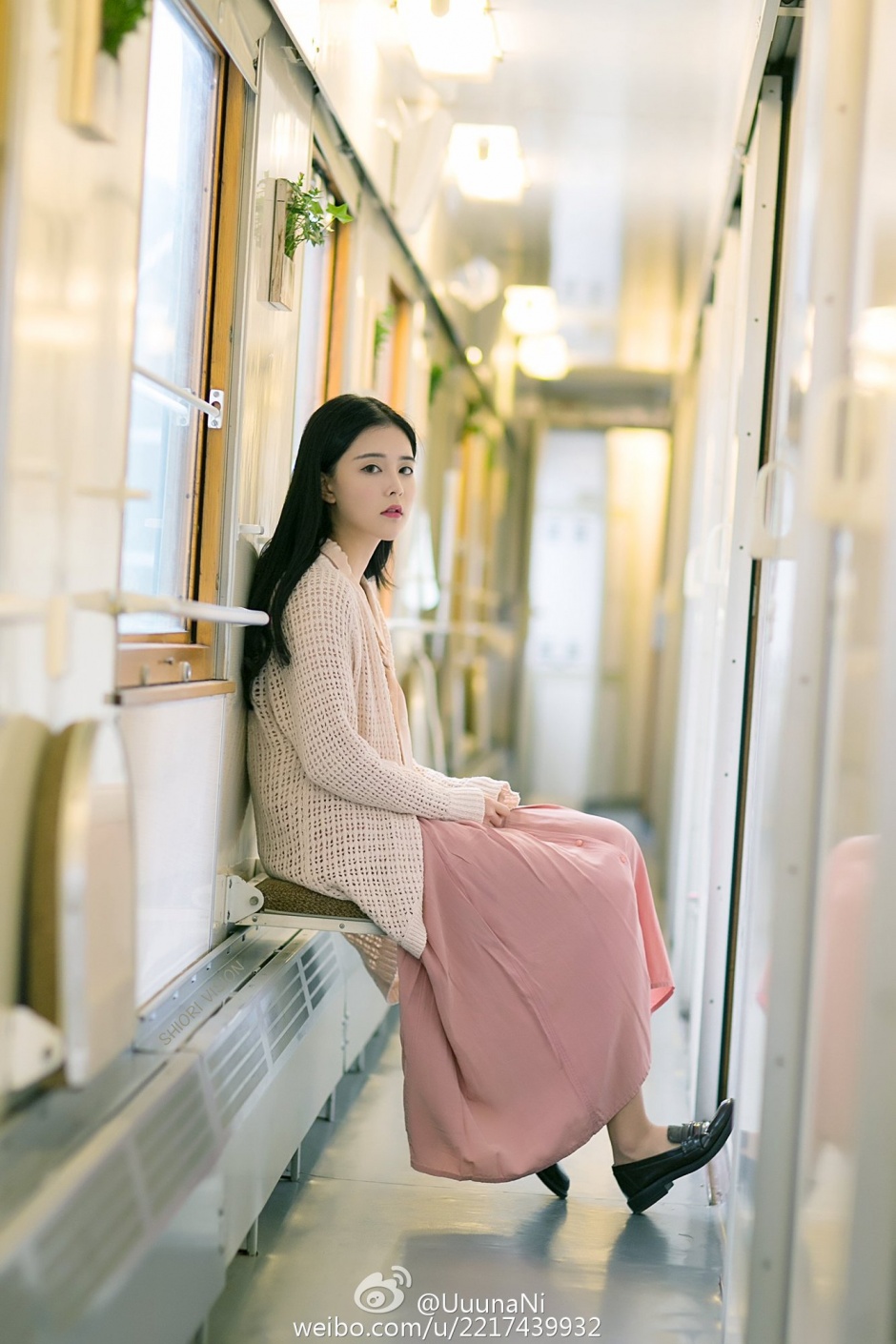 长发女神倪唯一绝世容颜清纯养眼写真图片