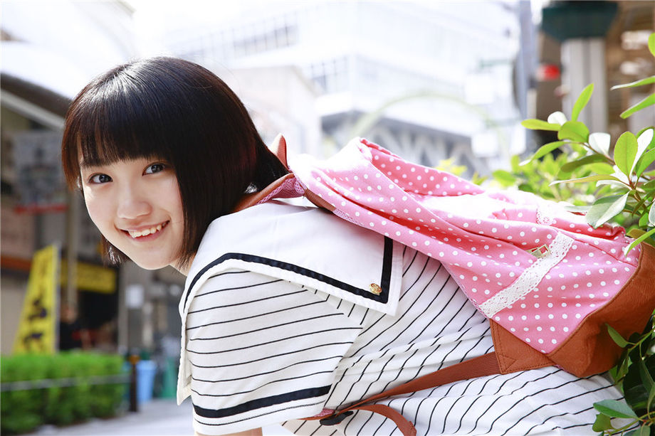 [Hello!] 清纯日本学生妹船木結可爱私房写真图片