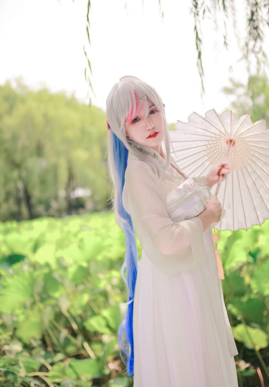 古风美女外景唯美艺术写真照片