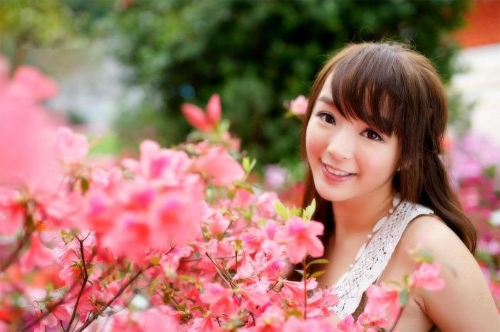 甜美女神黄诗思清纯唯美气质写真图片