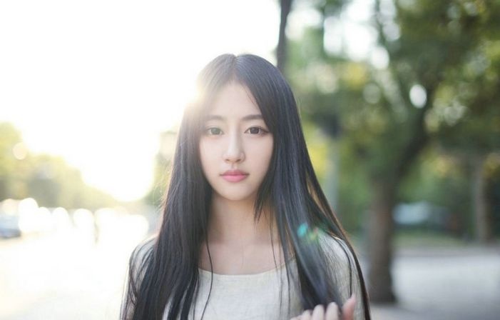 00后养眼小美女清纯可人生活写真图片