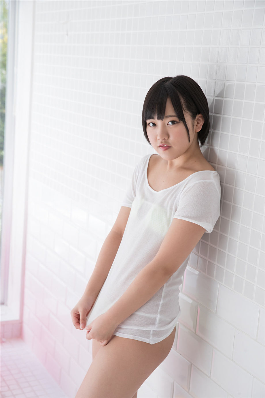 Minisuka.tv 日本美女学生妹香月りお浴室湿身喷血写真图片