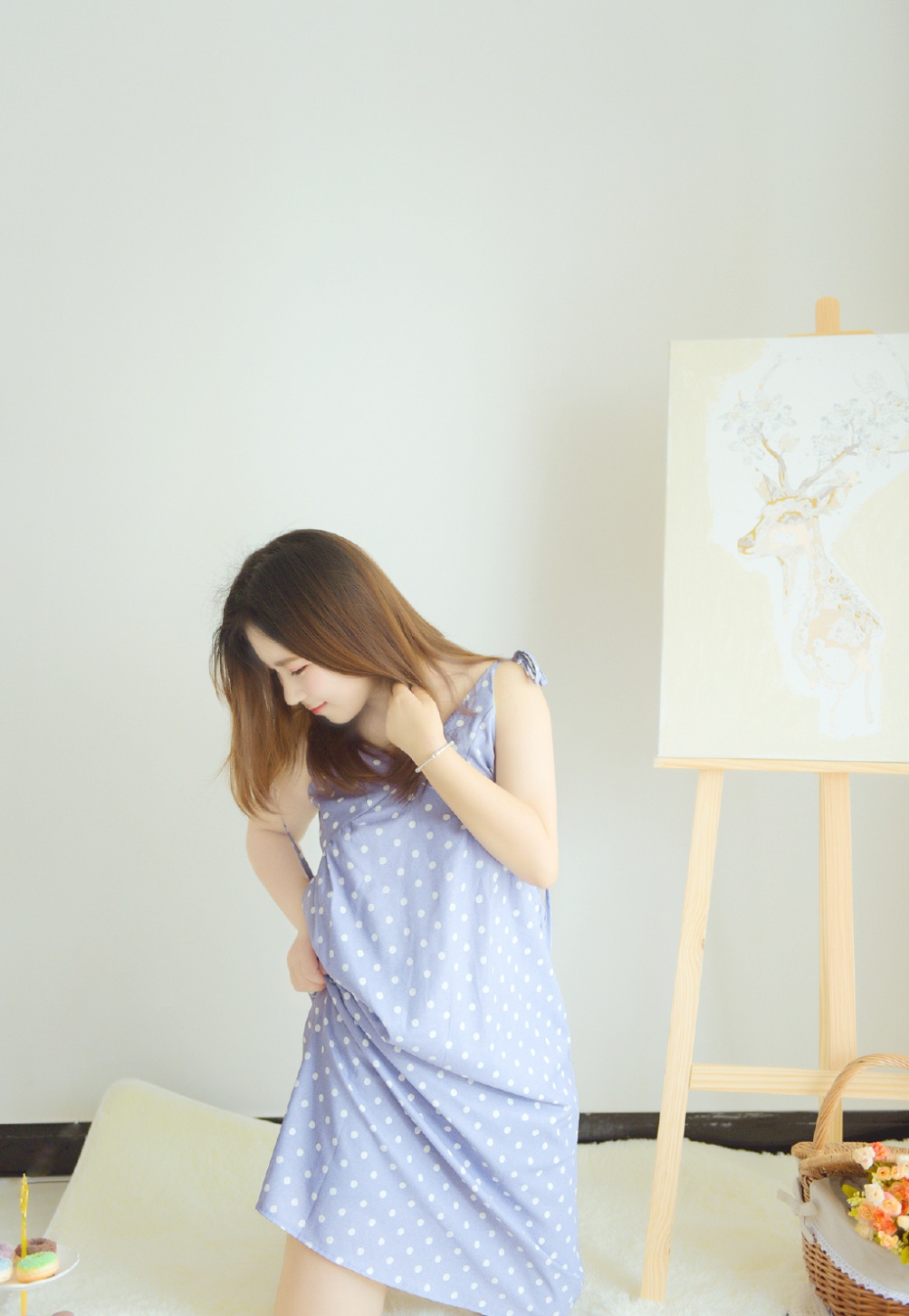 粉嫩学生妹画室性感玉足写真照片