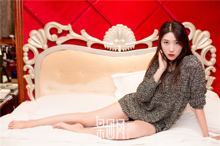 Girlt果团人像摄影写真 爆乳美女性感内衣诱惑私房写真图片