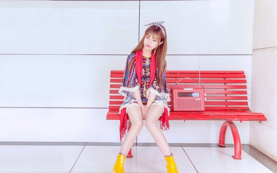 清纯可爱时尚养眼美少女户外唯美写真