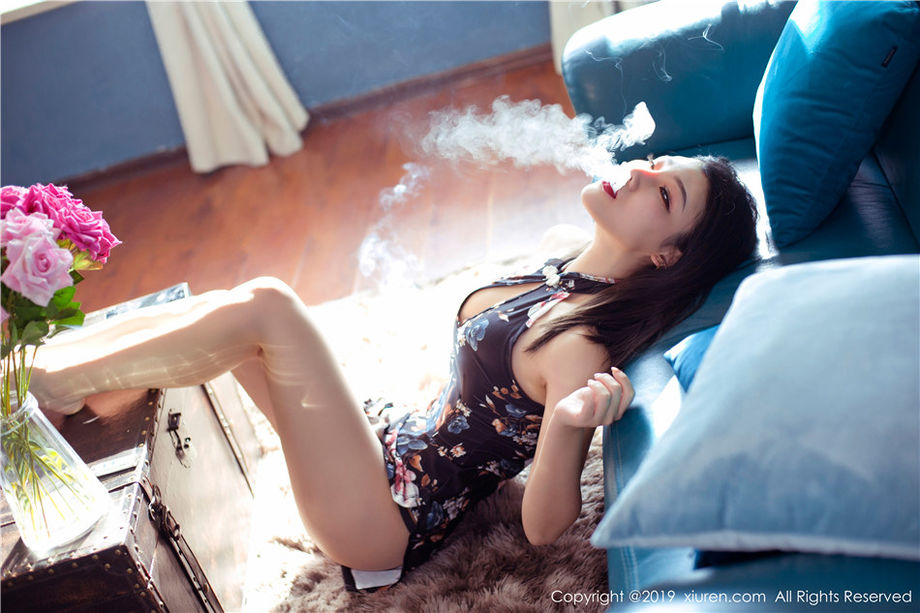 秀人网 大奶熟女糯糯Nn雪白美臀诱惑撩人摄影图片