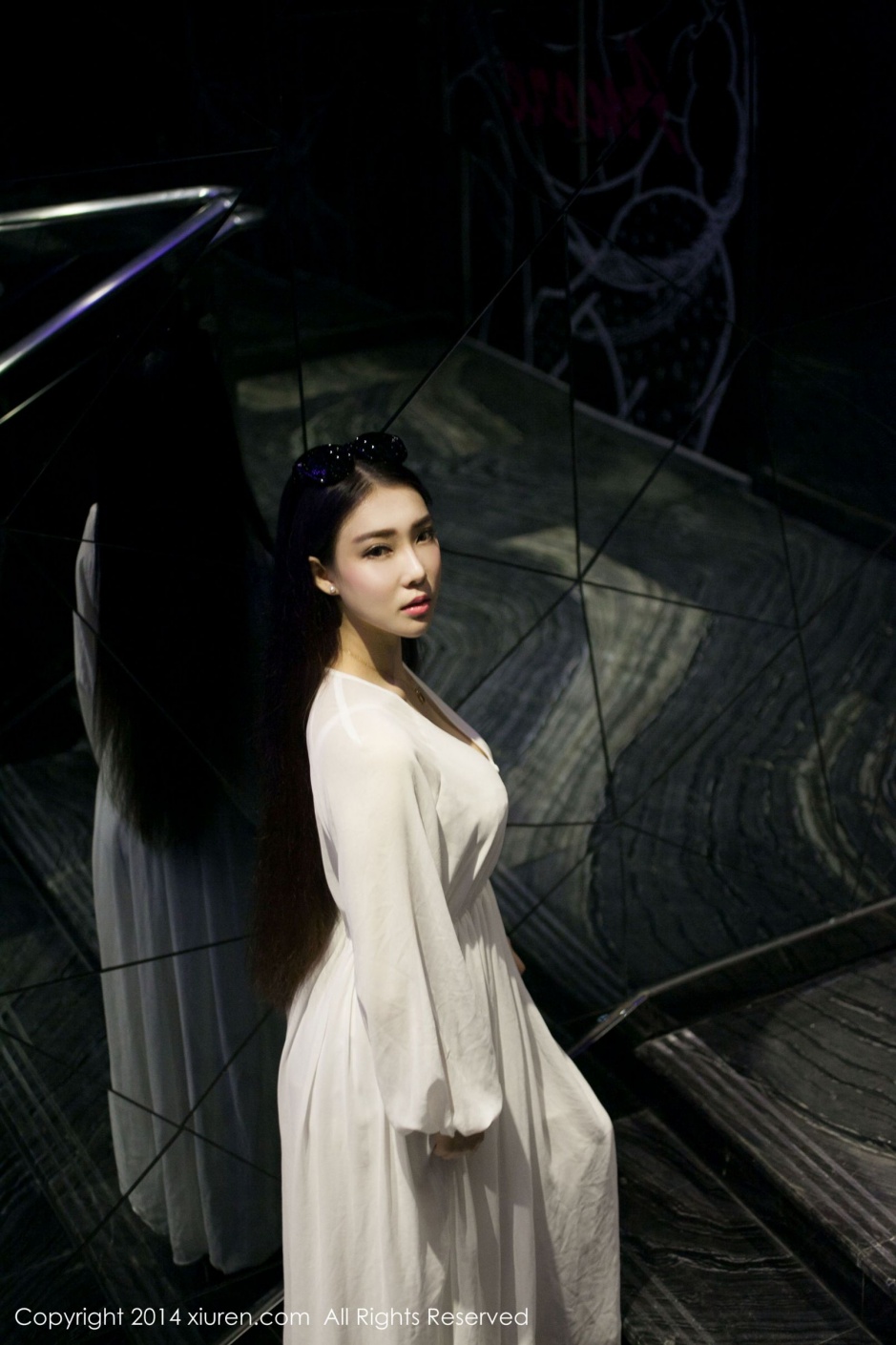 性感美女梦娜Vanessa爆乳迷人私密生活写真图片