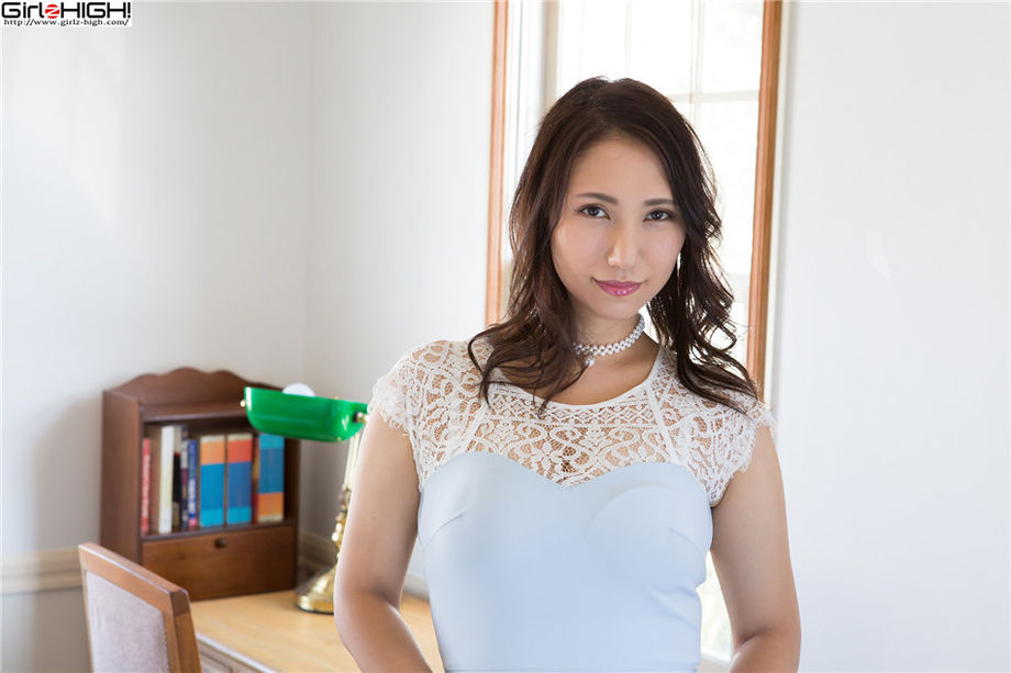 Girlz-High 日本少妇花美沙香艳蕾丝内衣风骚写真图片