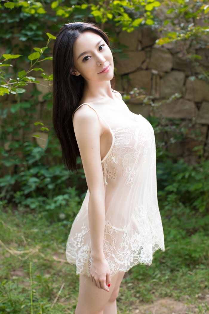 蕾丝透视睡裙美女慕羽茜白皙娇躯若隐若现性感撩人