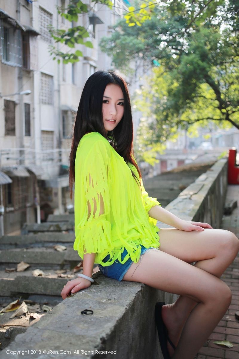 性感爆乳美女嘉依MOO玉背翘臀浴室大尺度私密照