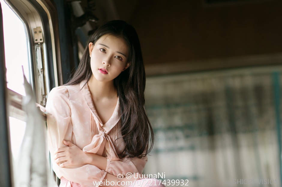 长发女神倪唯一绝世容颜清纯养眼写真图片