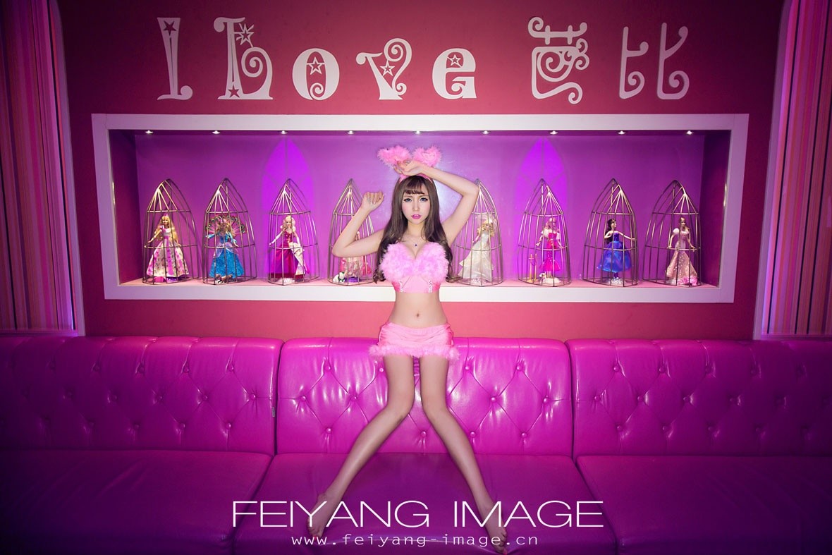 清纯校园女生写真照片