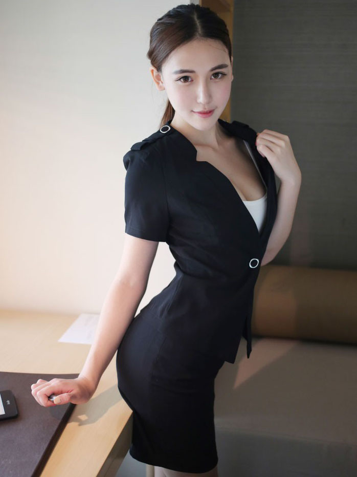 美女图片大全没内裤一件全部不留 真实一点的美女图片