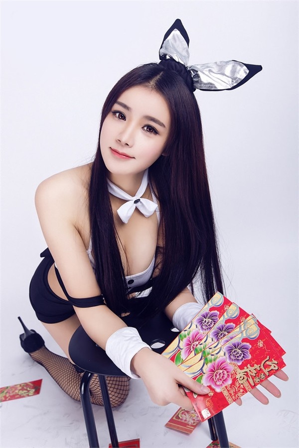 美女图片一件全部不留不遮挡