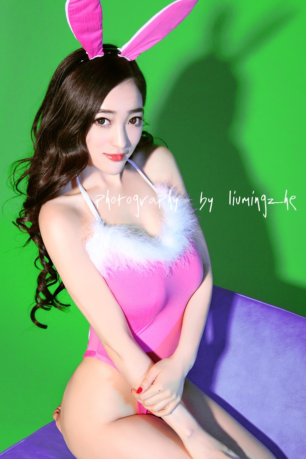 美女遇上流氓老板 全球最性感女神